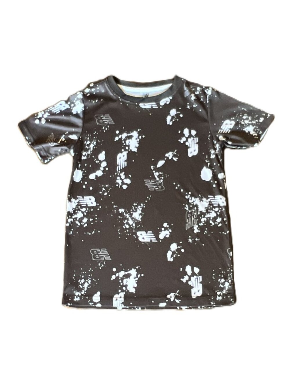 Kids New Balance Black and White Polyester Short Sleeve T-Shirt, Size 12